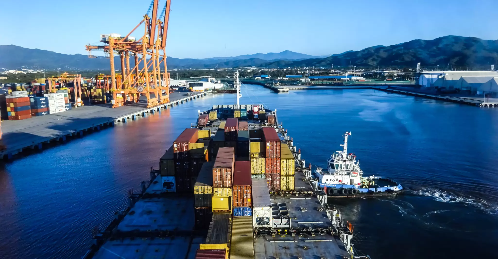 Stock image containership.jpg