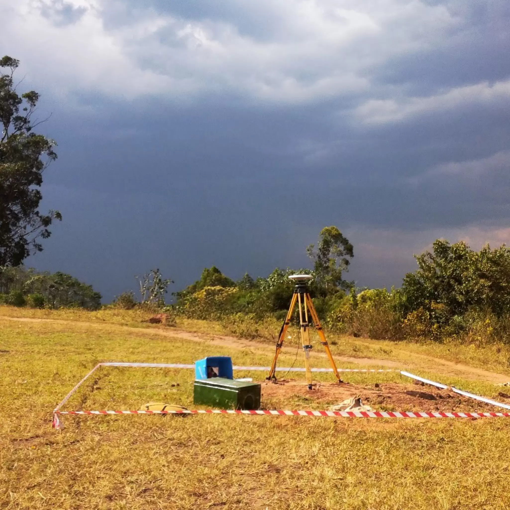 Geodetic reference frame in Uganda 03.jpg