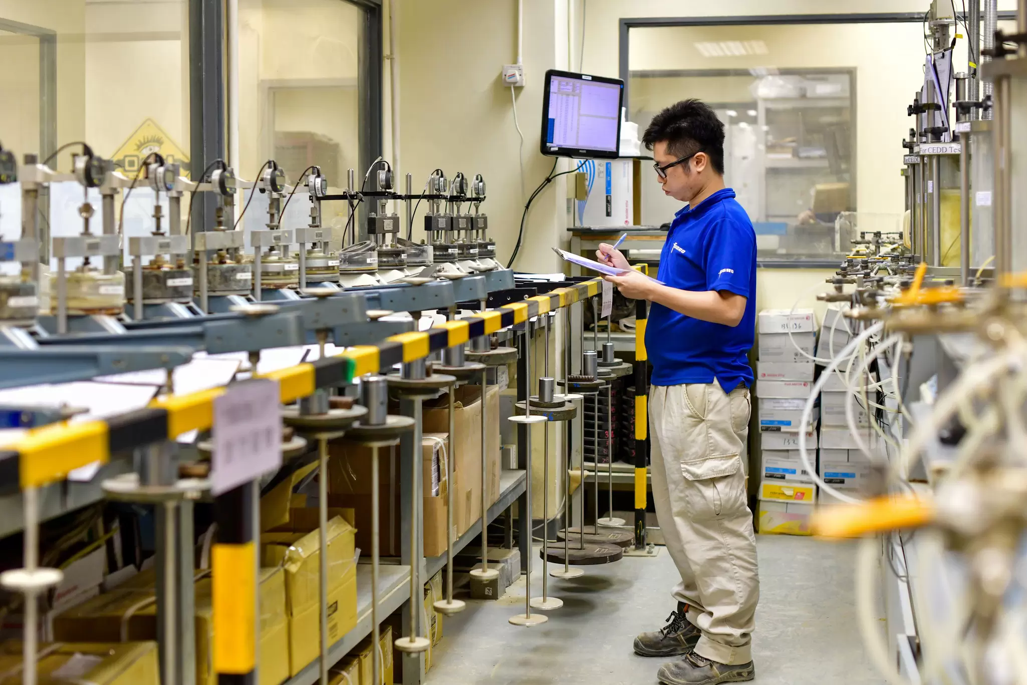 Geotechnical laboratory Hong Kong 01.JPG