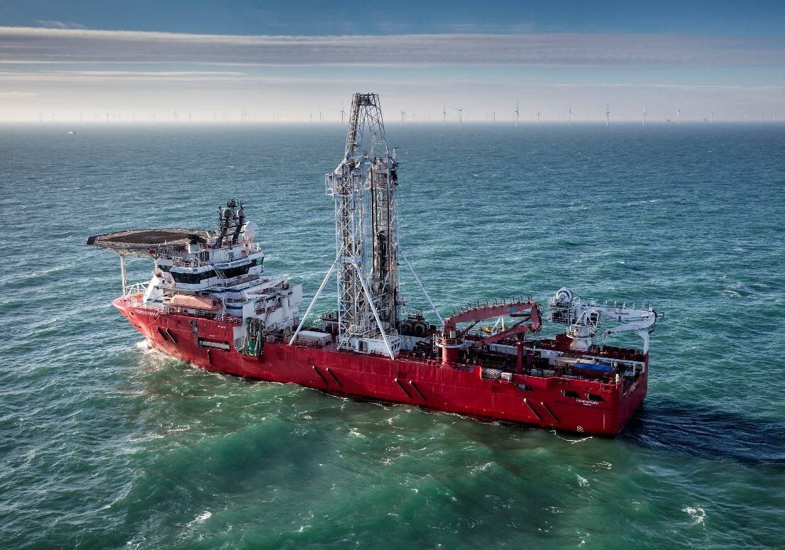 Our geotechnical vessels can operate independently in remote regions around the world and are able to deploy the full suite of Fugro speciality in-situ testing and sampling equipment. Most of our vessels allow integrated investigation methods, including seabed and downhole in-situ testing and sampling, to be deployed during a single site investigation programme.
