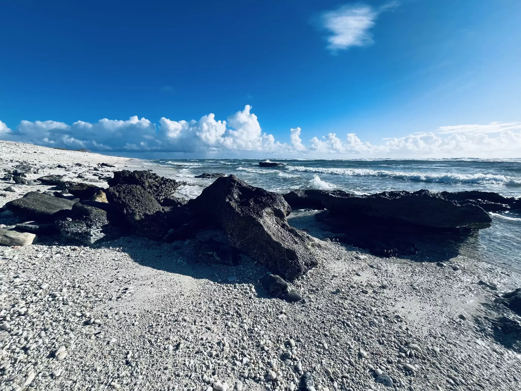 Wake Island_IMAGE.JPG