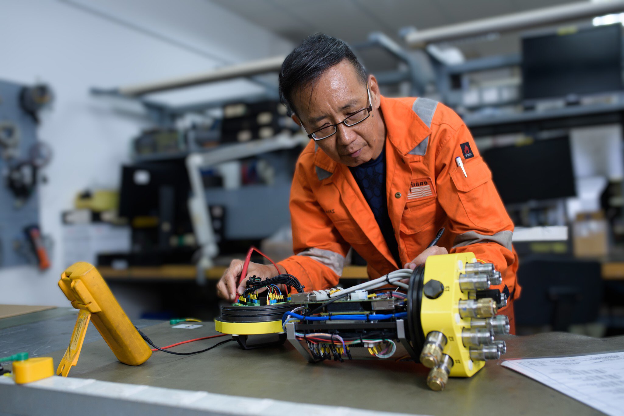 Singapore
Assembling and testing electrical components for the Blue Volta eROV