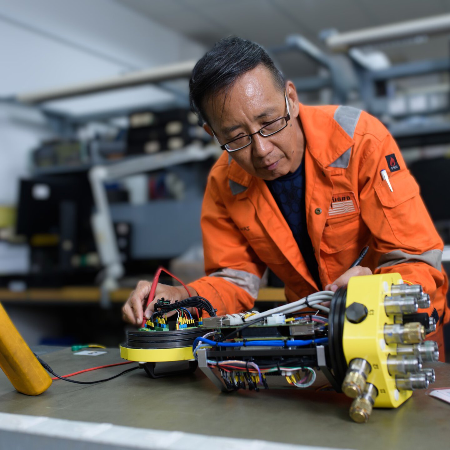 Singapore
Assembling and testing electrical components for the Blue Volta eROV