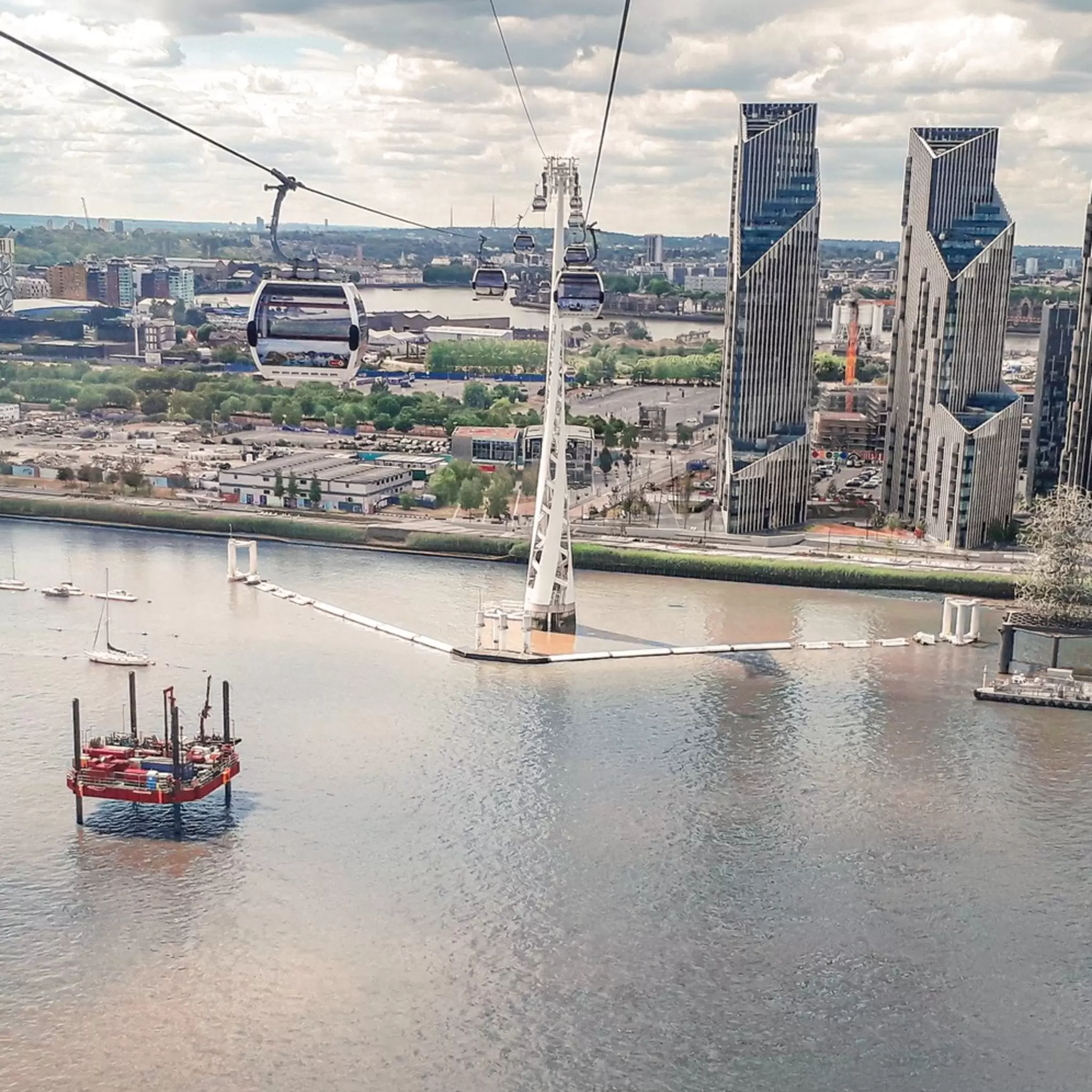 Aran 120 jack-up drilling borehole for Silvertown Tunnel project.jpg
