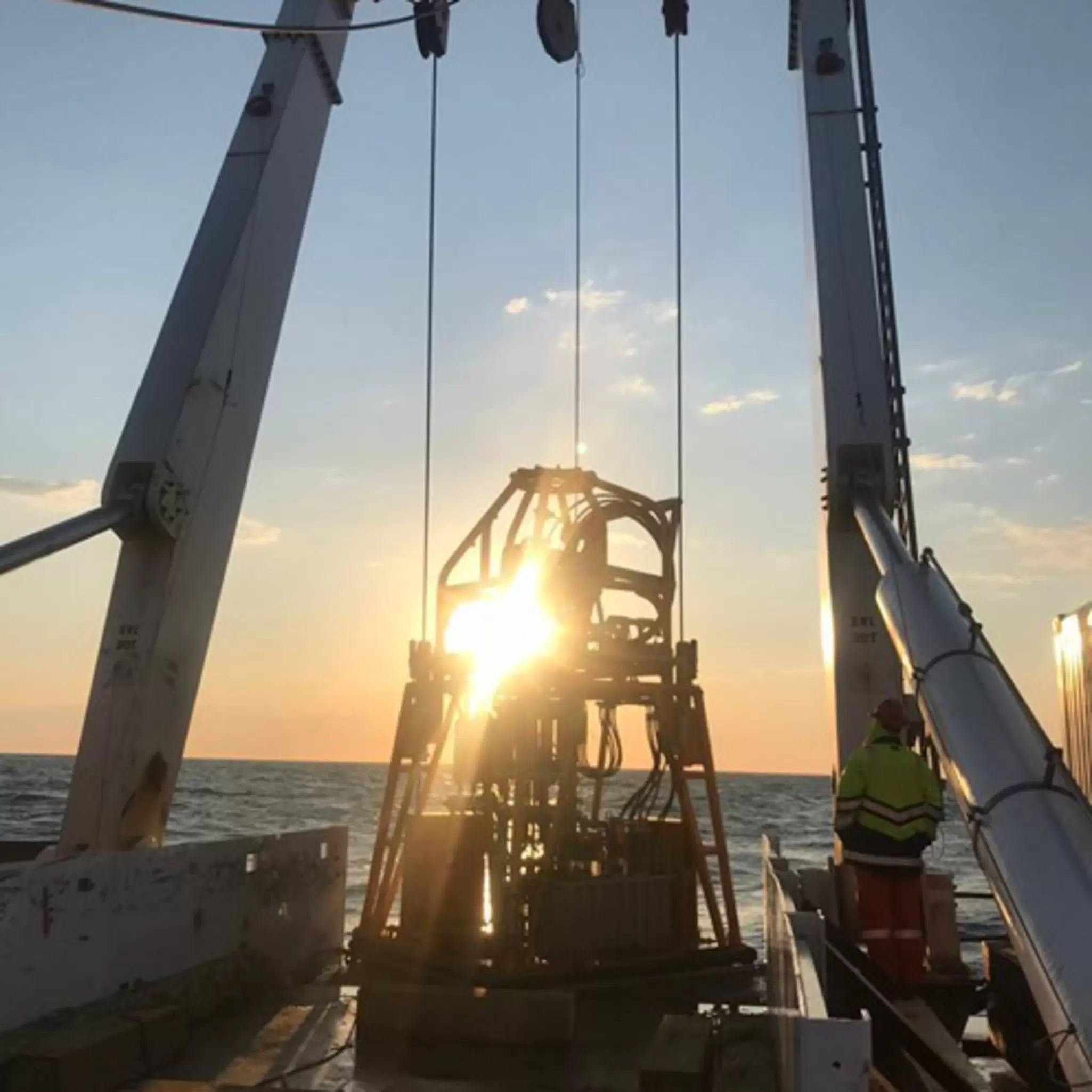 Seacalf MkV DeepDrive on back deck of vessel 02.jpg