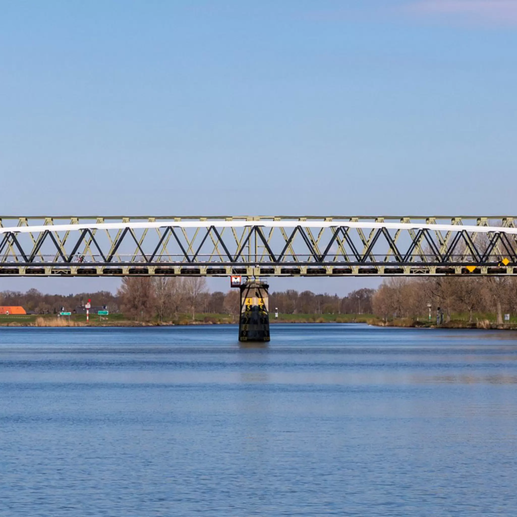 brugmonitor-peb-lr-9028.jpg