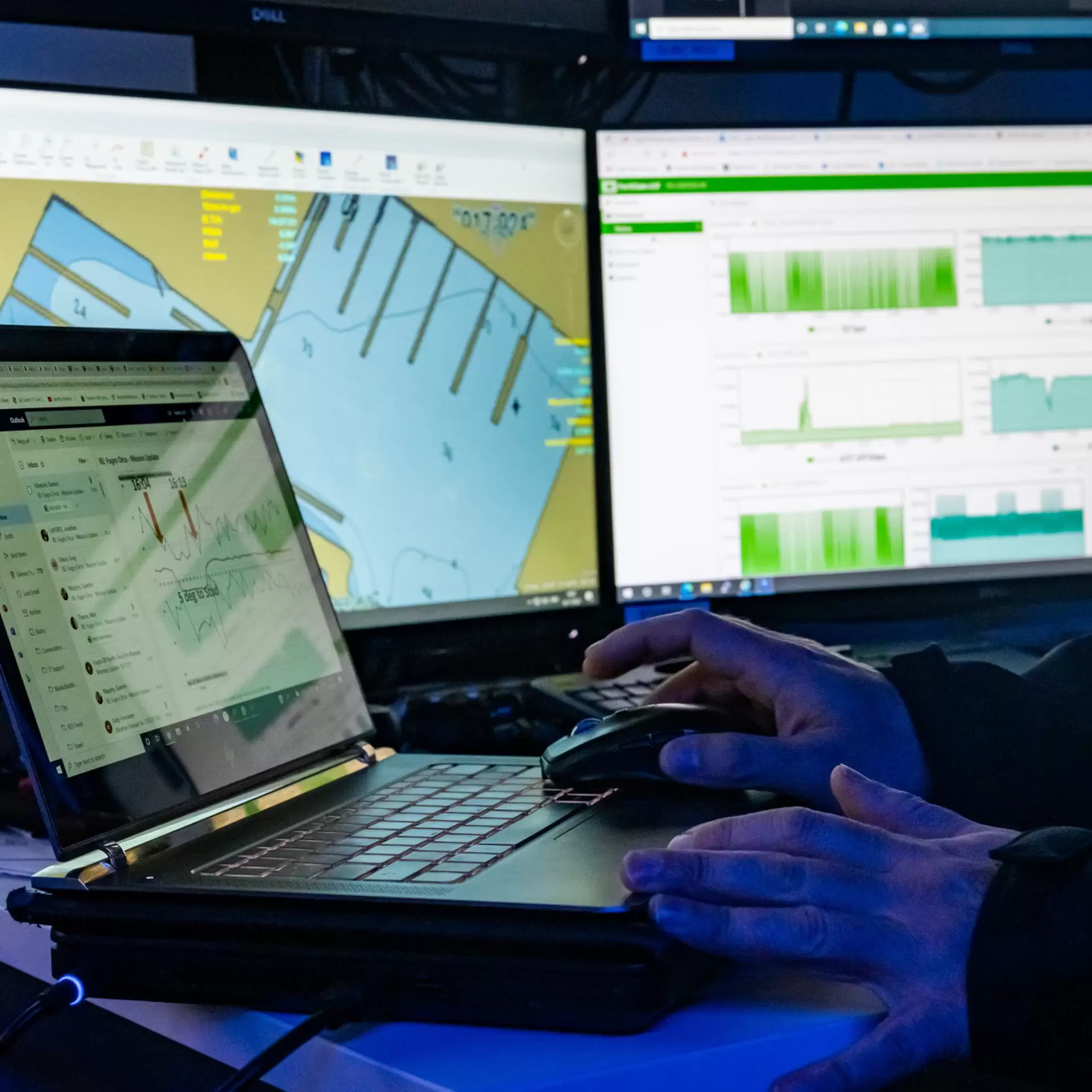Fugro Orca being controlled from ROC 03.jpg