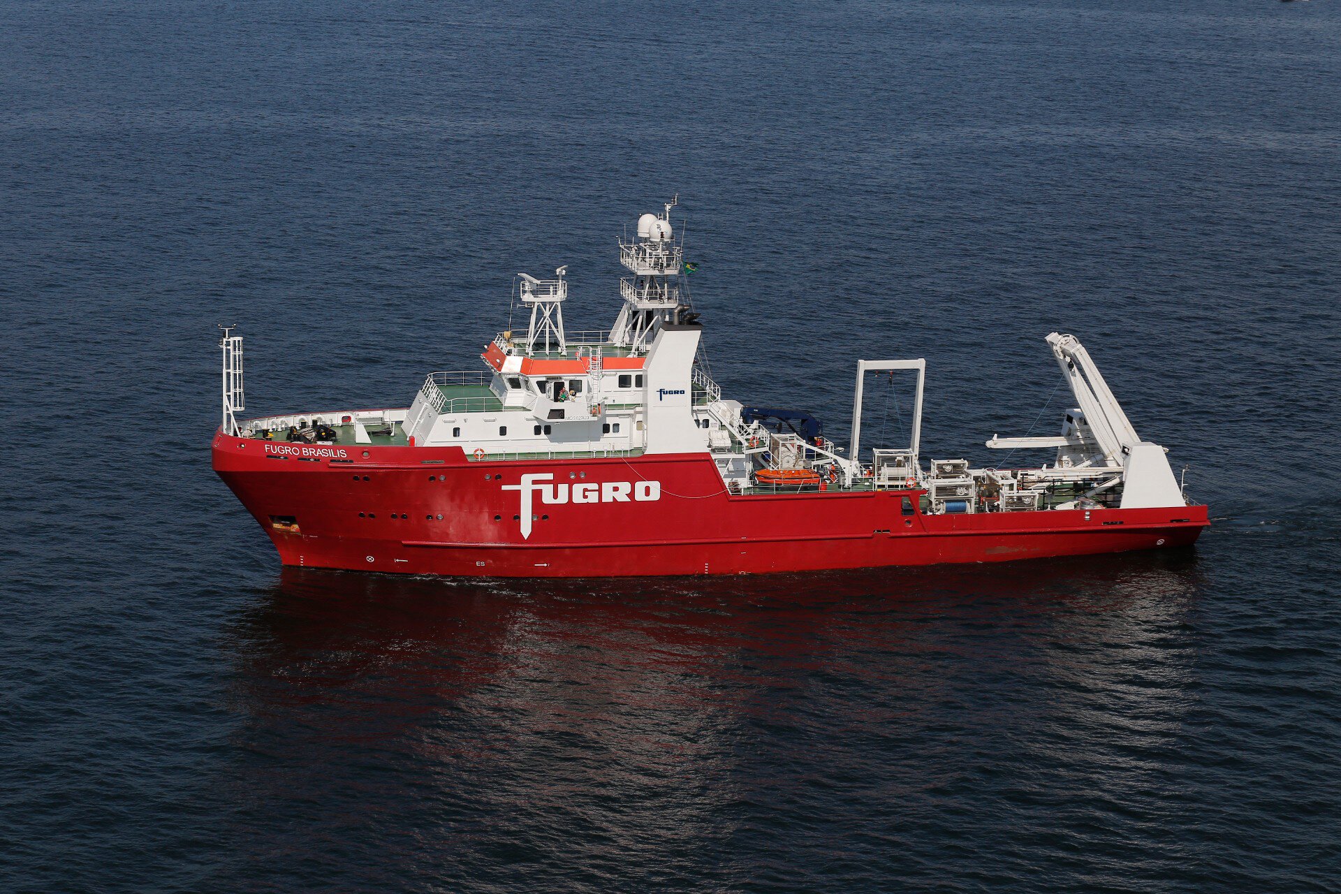 _48A2426
Survey vessel Fugro Brasilis, Guanabara Bay, Brazil. Geophysical and environmental baseline survey.