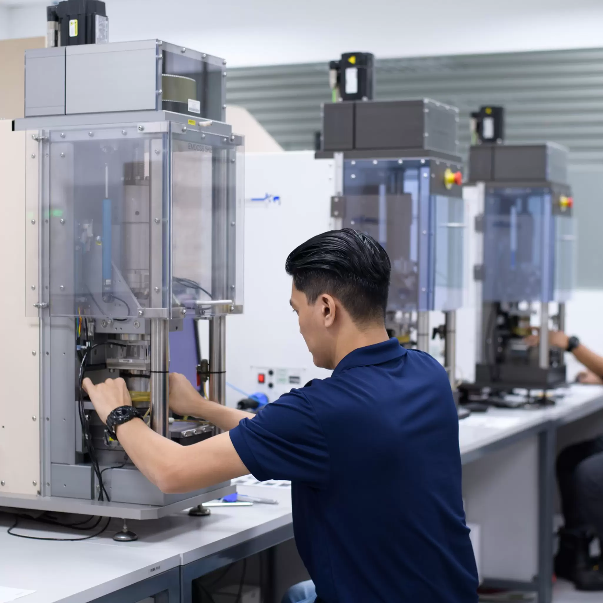 Geotechnical laboratory testing, Singapore 02.jpg