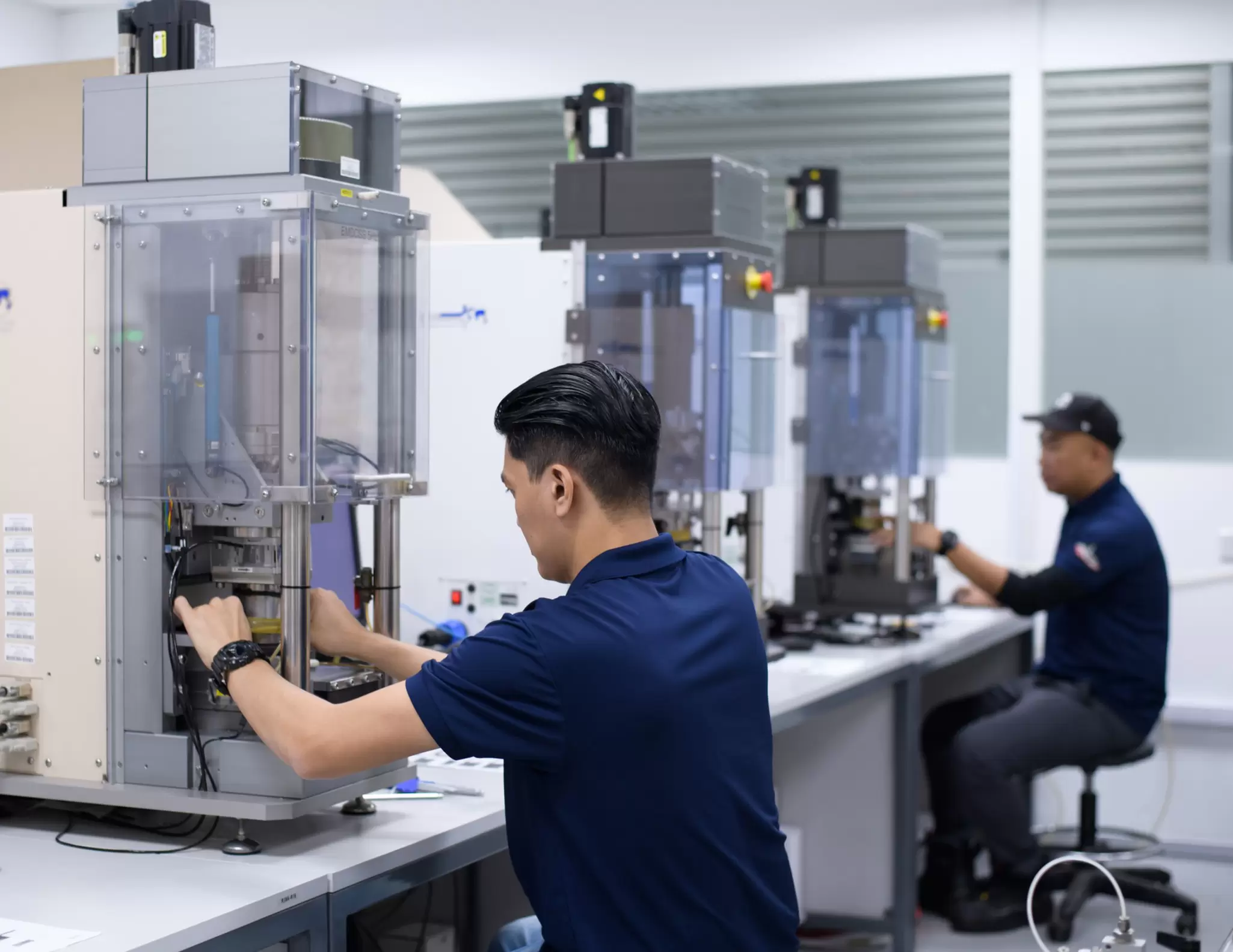 Geotechnical laboratory testing, Singapore 02.jpg