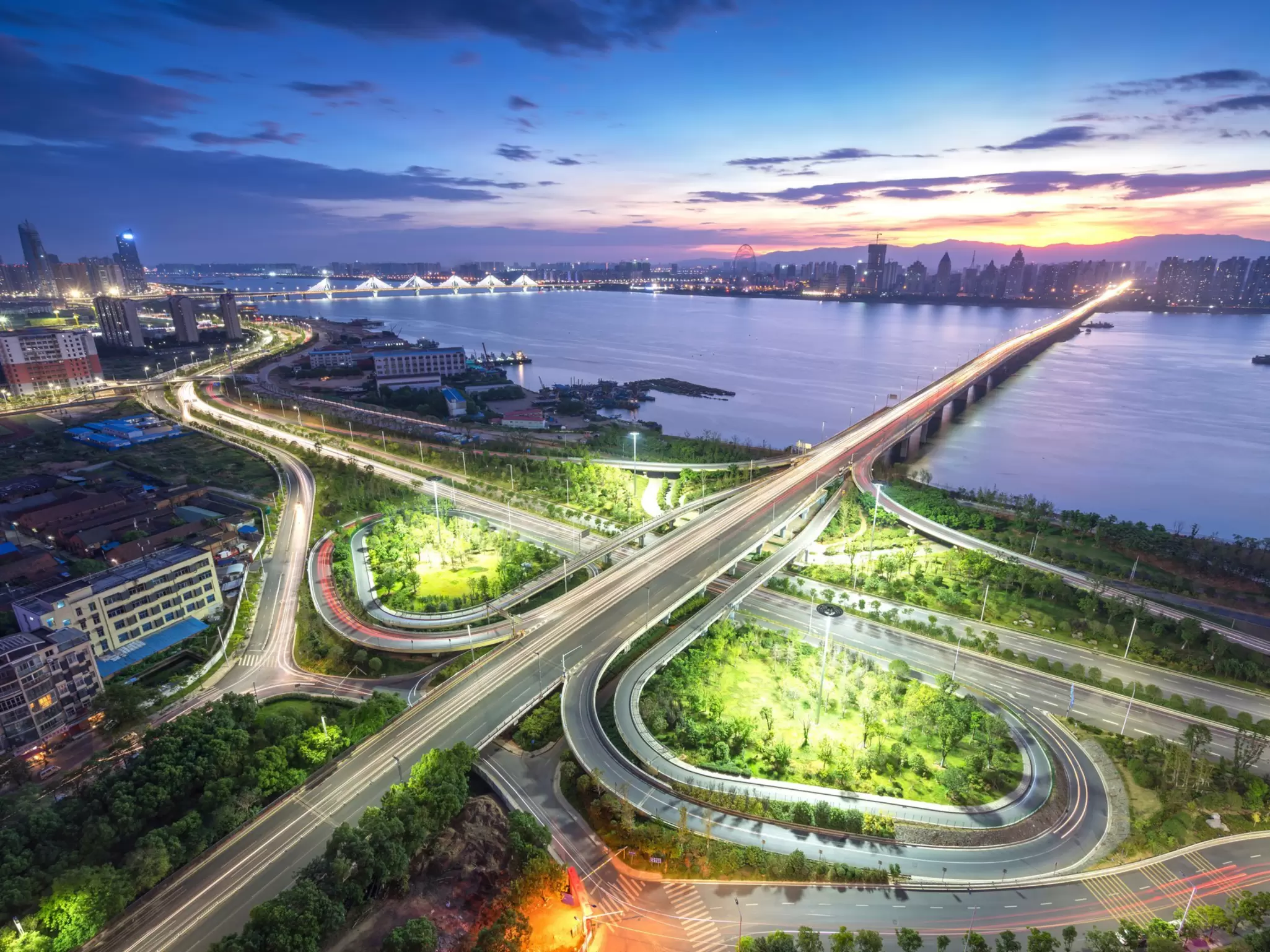 EM - urbanisation infrastructure.jpg