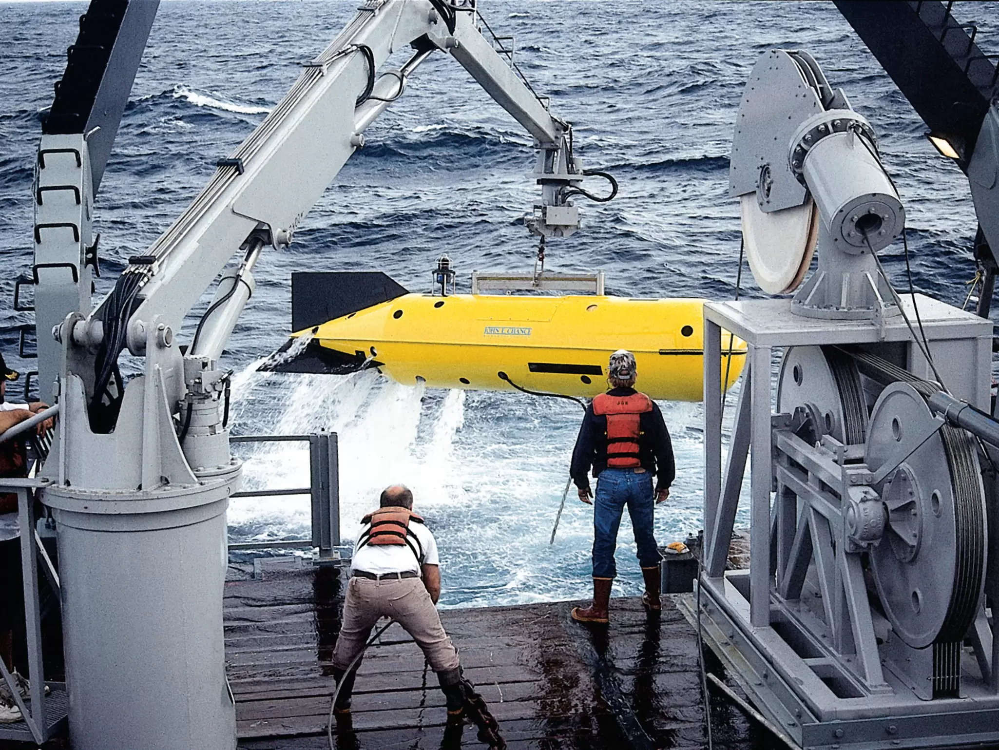 ‘deep tow’ system with which the seabed is being charted.jpg