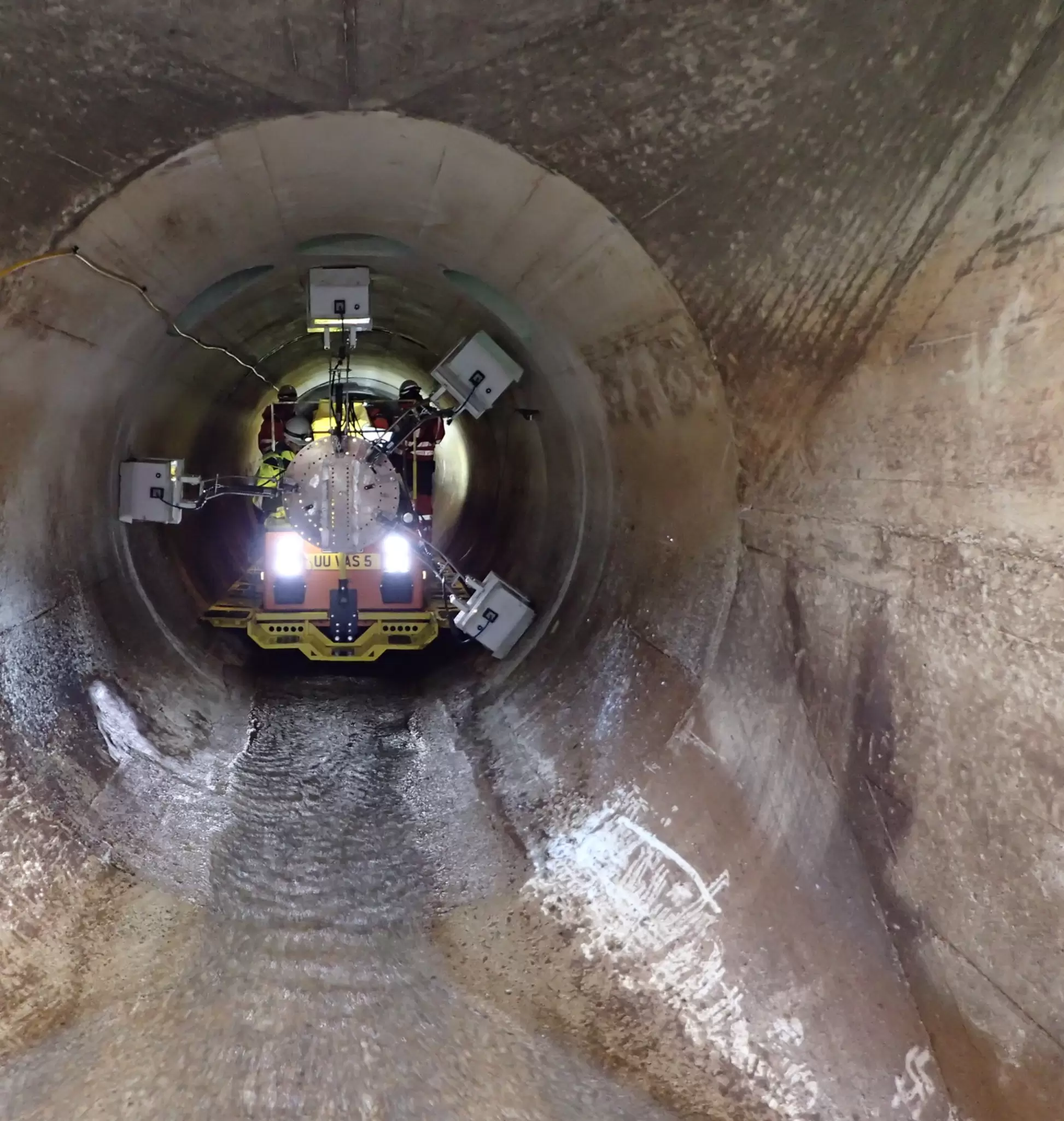 GPR survey at aquaduct, UK.jpg
